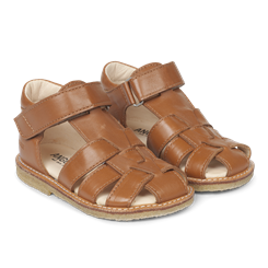 Angulus Begyndersandal med velcro (normal til bred pasform) - Cognac