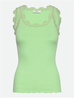 Rosemunde ikoniske Babette silketop med blonder - Blue heaven