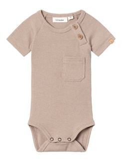 Lil' Atelier Gago SS slim body - Mocha meringue