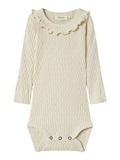 Lil' Atelier Fiducia LS schlanker Body – Turteltaube