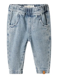 Weite Jeans von Lil' Atelier Fundo – Mittelblauer Denim