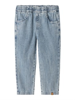 Weite Jeans von Lil' Atelier Fundo – Mittelblauer Denim