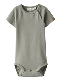 Lil' Atelier Fleura SS schlanker Body – Vapour Blue