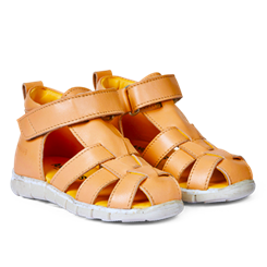 Angulus begyndersandal med velcrolukning - Camel